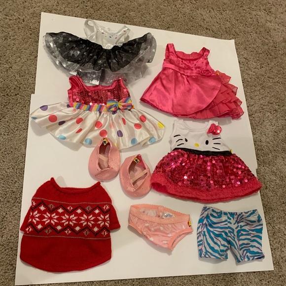 Build-A-Bear Other - Build a bear clothes bundle